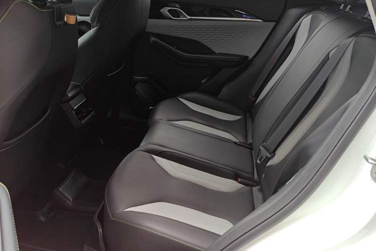 Used Geely Auto Coolray 2022 Bin Yue COOL 1.5TD DCT Ignite Edition