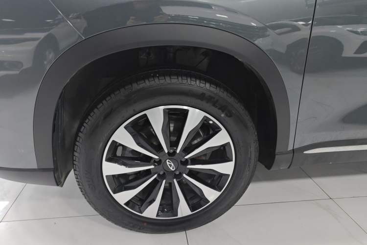 Used Chery Tiggo 8 PLUS 2025 290TGDI DCT Luxury 5-Seater
