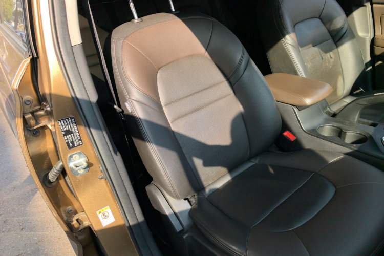 Used GAC Trumpchi GS4 2015 200T G-DCT Luxury Edition