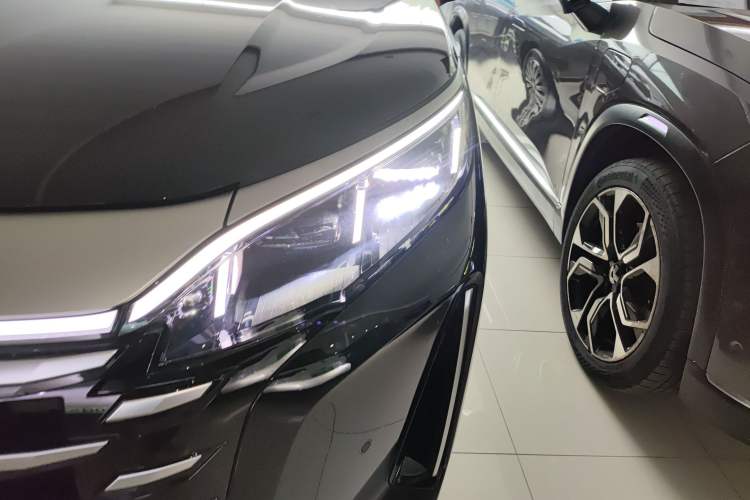 Used BYD Xia 2025 DM-i 1.5T 180km Excellence Model