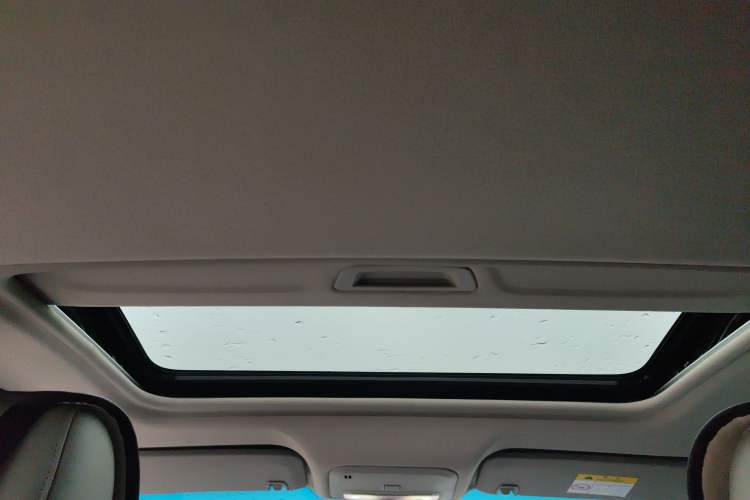 Used Buick GT 2019 15T Dual-Clutch Connected Elite Model China VI
