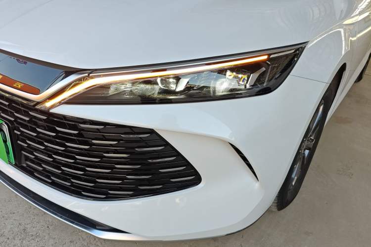 Used BYD Qin L 2024 DM-i 80KM Leading Model
