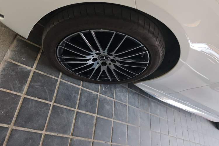 Used Mercedes-Benz C-Class 2023 Second Facelift C 260 L Sport Edition
