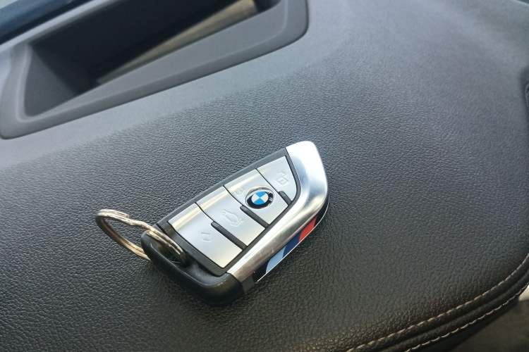 Used BMW X5 2022 Restyled xDrive 30Li Luxury Version M Sport Package