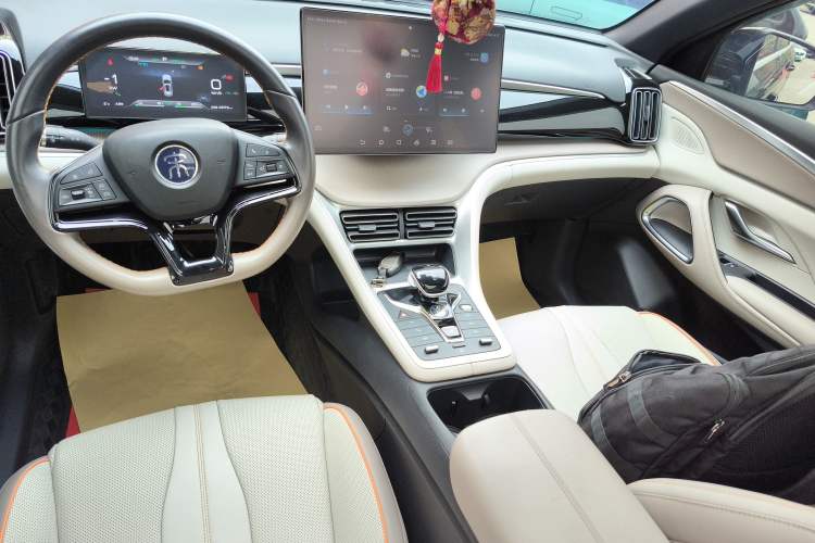 Used BYD Song Pro New Energy 2024 HONOR Edition DM-i 110KM Excellence Model
