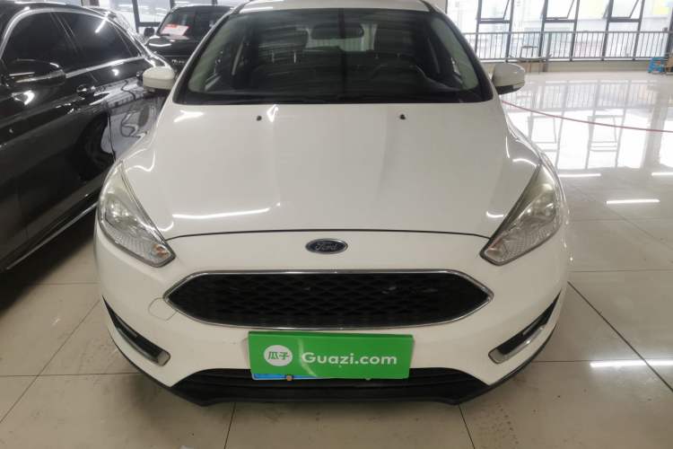 Used Ford Focus 2015 Hatchback 1.6L Automatic Fashion Edition