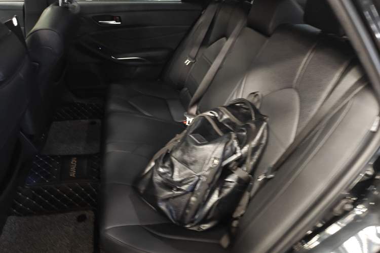 Used Toyota Avalon 2019 2.0L Luxury Edition China VI Standard
