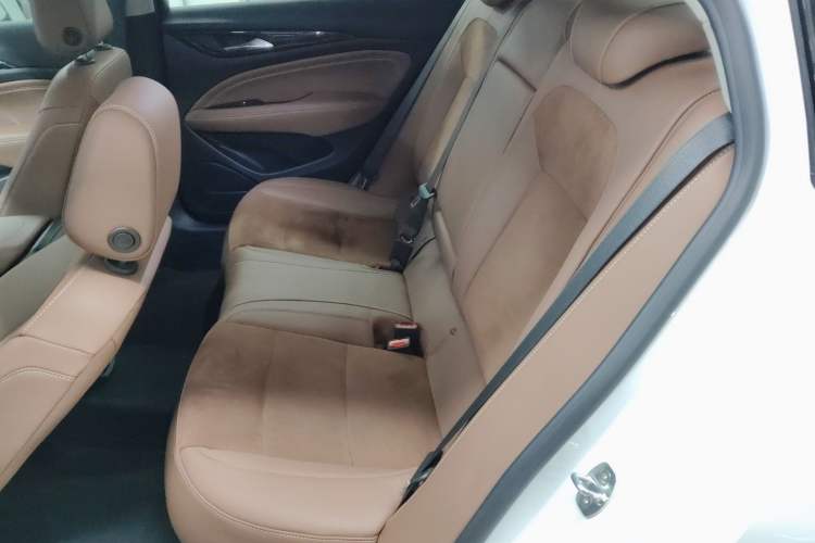 Used Buick Regal 2020 552T Luxury Version
