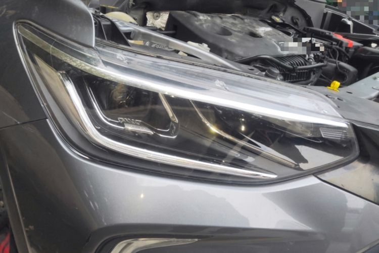 Used Chevrolet Trax 2019 Redline 325T Automatic Fun Edition China VI Standard