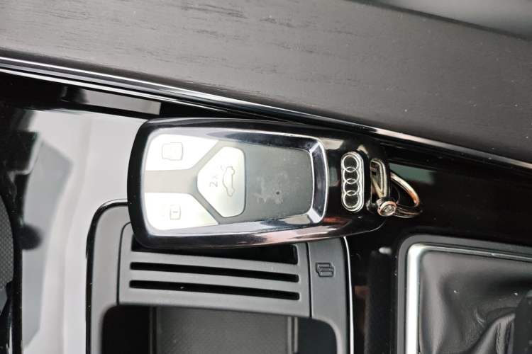 Used Audi A4L 2025 2 Million Units Enjoyment Version 40 TFSI Luxury Dynamic Edition