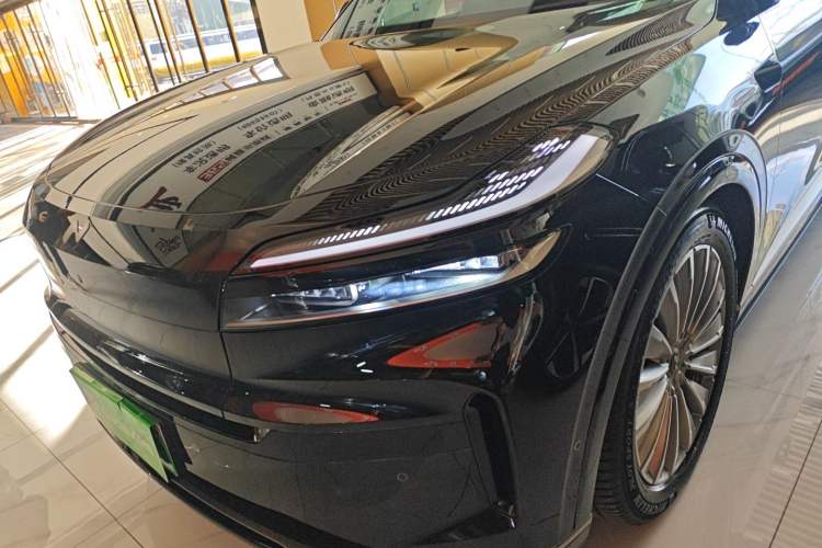 Used ONVO Luxeed L90 
