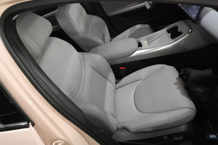 Used XPeng MONA M03 2025 600 with Ultra-Long Range Max
