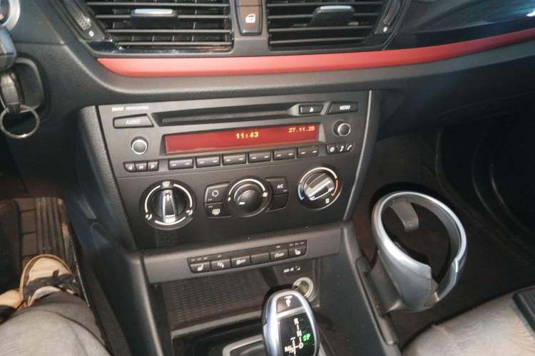 Used BMW X1 2015 sDrive18i Fashion Upgrade Edition
