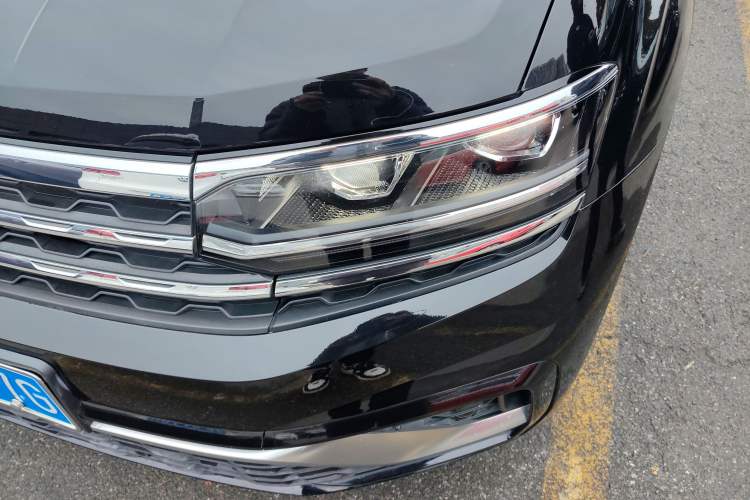 Used Volkswagen Teramont X 2019 330TSI Two-Wheel-Drive Prestige Luxury Edition
