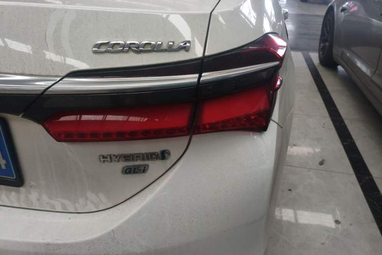 Used Toyota Corolla 2017 Revised Dual-Engine 1.8L E-CVT Leading Edition