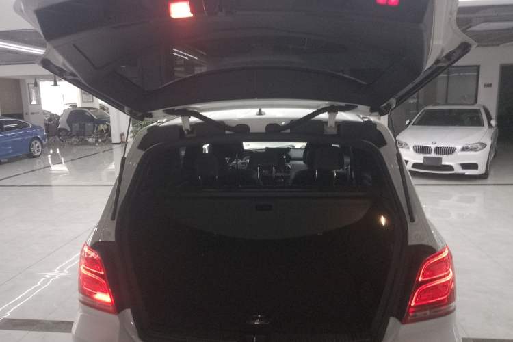 Used Mercedes-Benz GLK-Class 2015 GLK 300 4MATIC Fashion Edition Ultimate Version