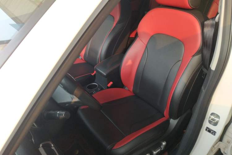 Used Haval H2 2018 Blue Label 1.5T Manual Two-Wheel Drive Luxury Model