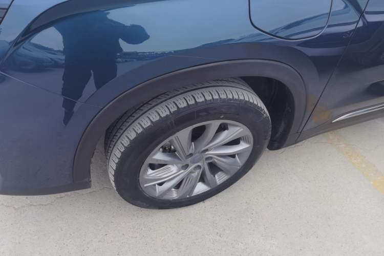 Used Livan Livan 9 2023 470 km Founder Edition
