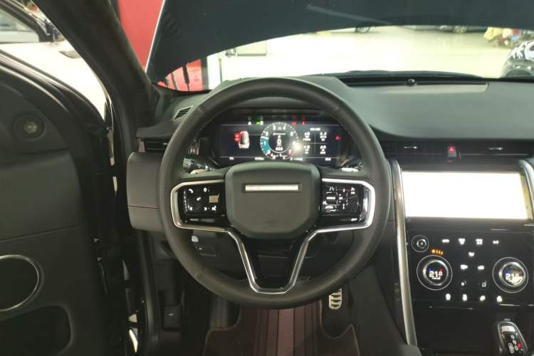 Used Land Rover Discovery Sport 2022 Revised Version 249 PS R-Dynamic S Performance Edition 5 Seats