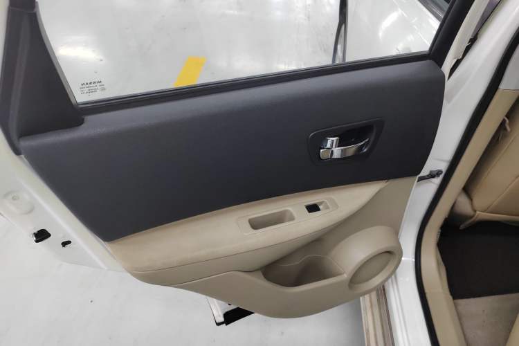 Used Nissan Qashqai 2015 2.0 XL Coolfire CVT 2WD
