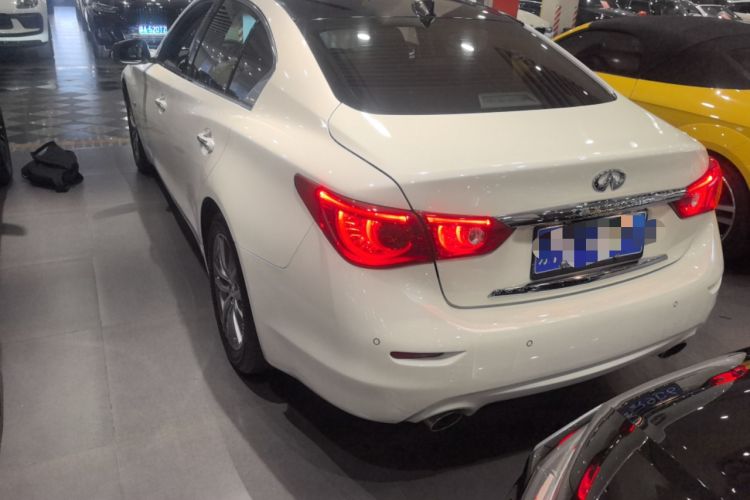 Used Infiniti Q50L 2016 2.0T Comfort Edition
