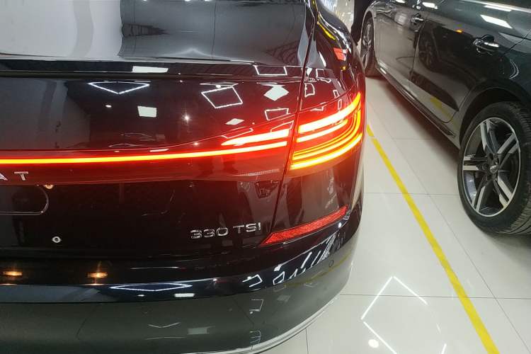 Used Volkswagen Passat 2022 330TSI Starry Elite Edition
