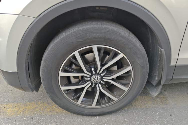 Used Volkswagen Tiguan L 2018 330TSI Automatic Two-Wheel Drive Luxury Edition
