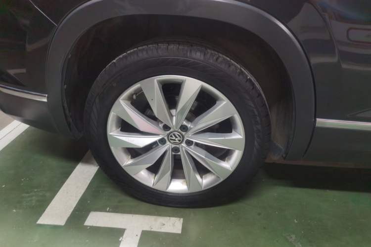 Used Volkswagen Tayron 2021 380TSI Four-Wheel Drive Luxury Connected Pro Version
