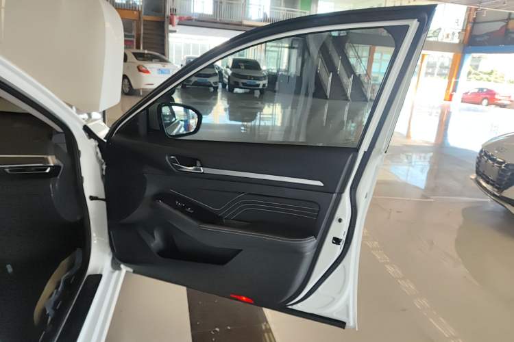 Used Nissan Teana 2022 2.0L XL-Upr Enjoyment Edition
