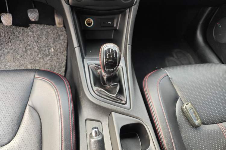 Used Chery Arrizo 5 2016 1.5L Manual Lingrui Edition
