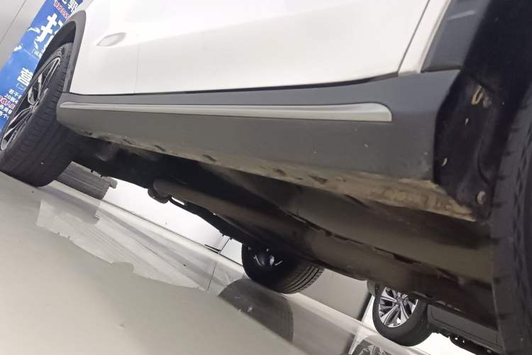 Used Roewe RX5 2018 20T Two-Wheel Drive Automatic Internet Smart Luxury Edition
