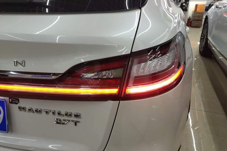 Used Lincoln Nautilus 2021 2.7T Four-Wheel Drive Prestige Edition