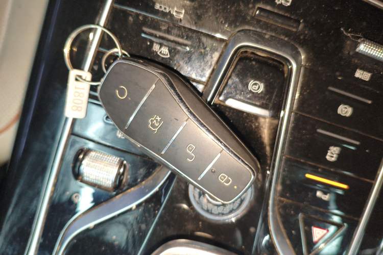 Used BYD Qin PLUS 2024 Honor Edition EV 420KM Leading Model