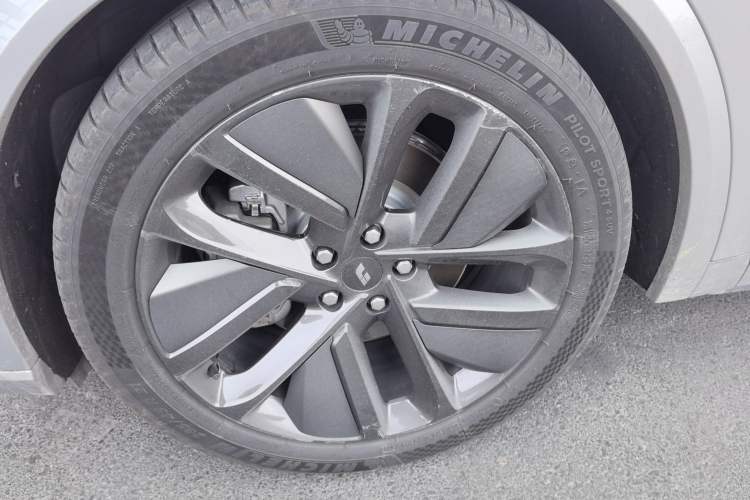 Used Li Auto L9 2022 Max model
