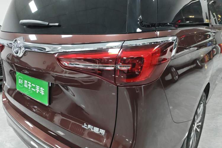 Used Buick GL8 2022 ES Landtrek 653T Luxury Edition