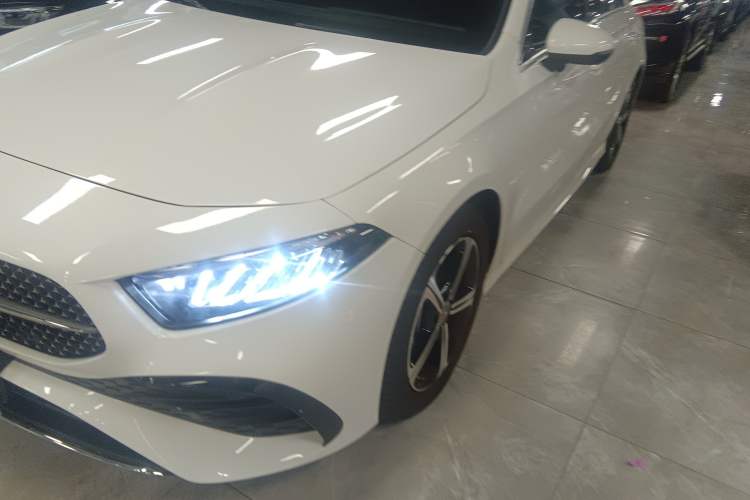 Used Mercedes-Benz A-Class 2024 Updated A 200 L Fashion Version
