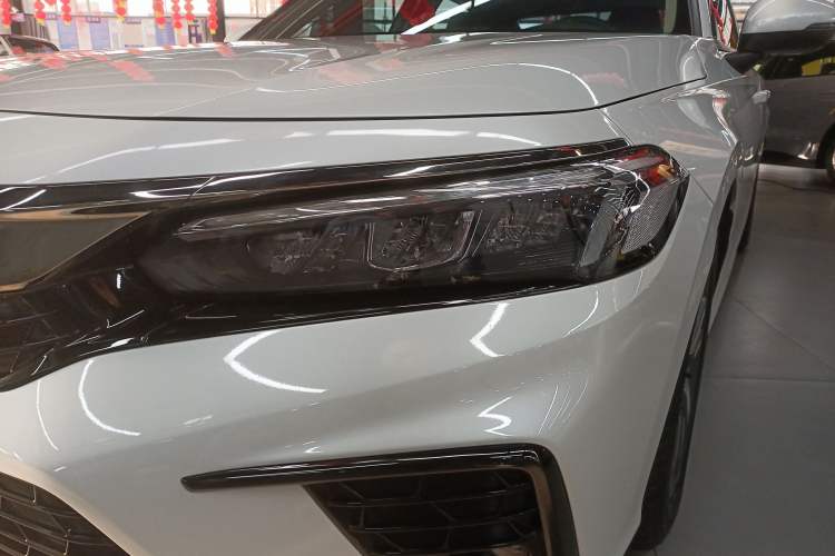 Used Honda Civic 2023 240TURBO CVT Dynamic · Center Stage Special Edition