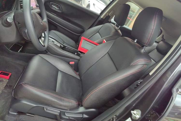 Used Honda Vezel 2015 1.5L CVT two-wheel drive Comfort trim
