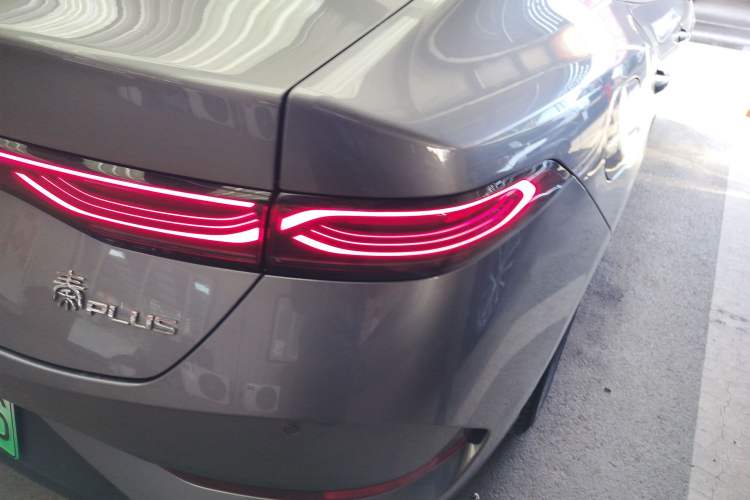 Used BYD Qin PLUS 2025 DM-i Smart Drive 55KM Leading Model