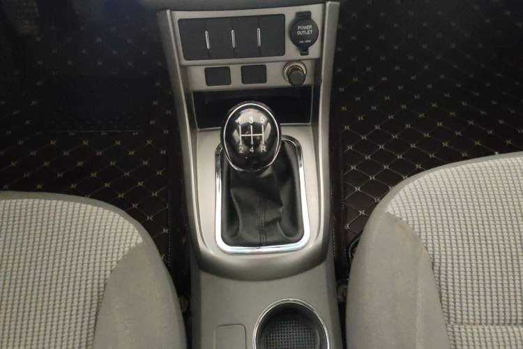 Used Geely Auto Classic Emgrand 2013 Sedan 1.5L Manual Entry-Level Model