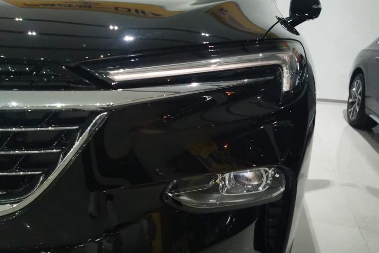 Used Buick Enclave 2022 652T Two-Wheel-Drive Prestige 7-Seater
