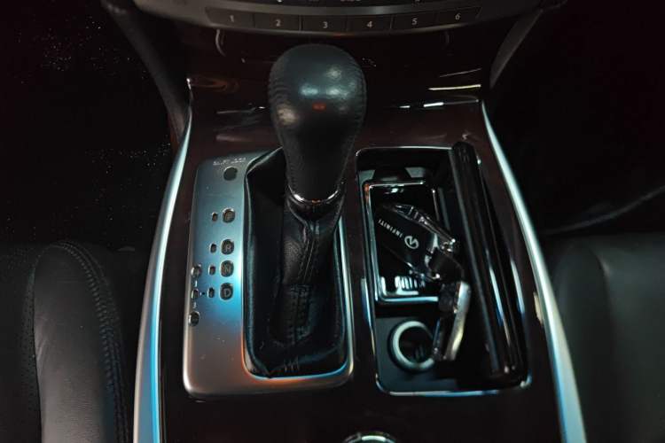 TDK.VehicleDetails.img