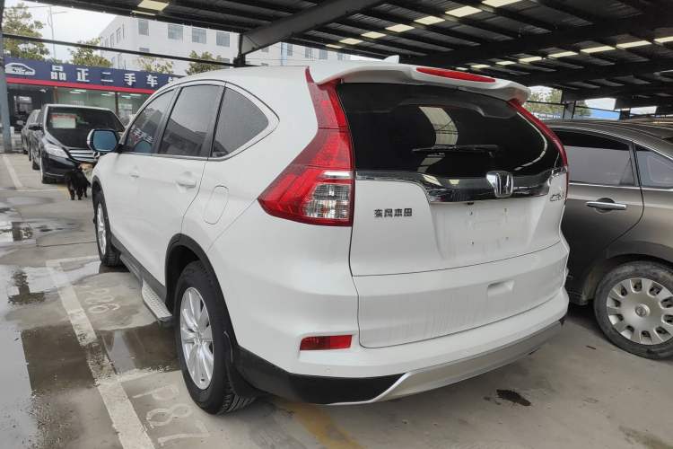 Used Honda CR-V 2016 2.0L two-wheel drive Urban Edition
