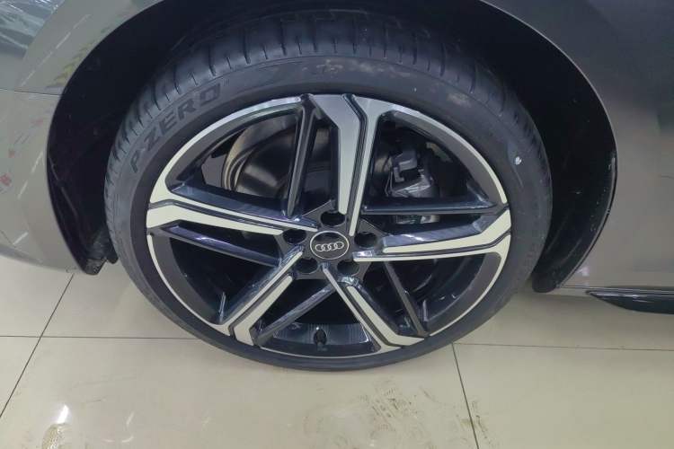 Used Audi A4L 2024 40 TFSI Luxury Dynamic Edition