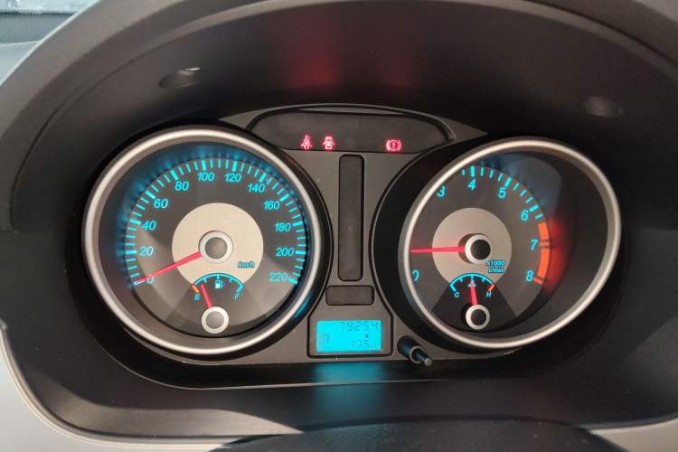 Used Buick Excelle 2013 1.5L Automatic Classic Model
