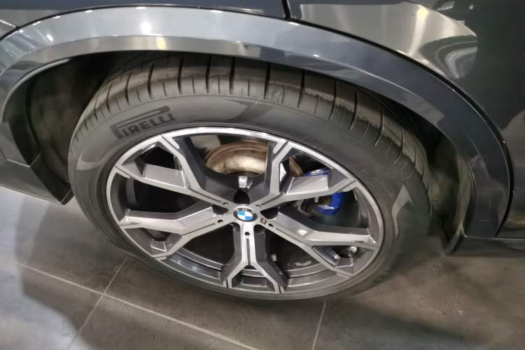 Used BMW X5 2019 xDrive40i Luxury Model with M Sport Package
