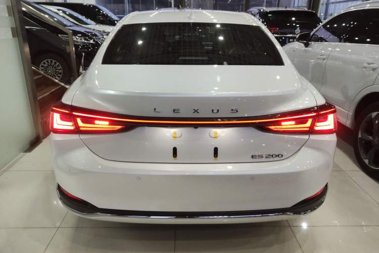 Used Lexus ES 2025 200 Premium Edition
