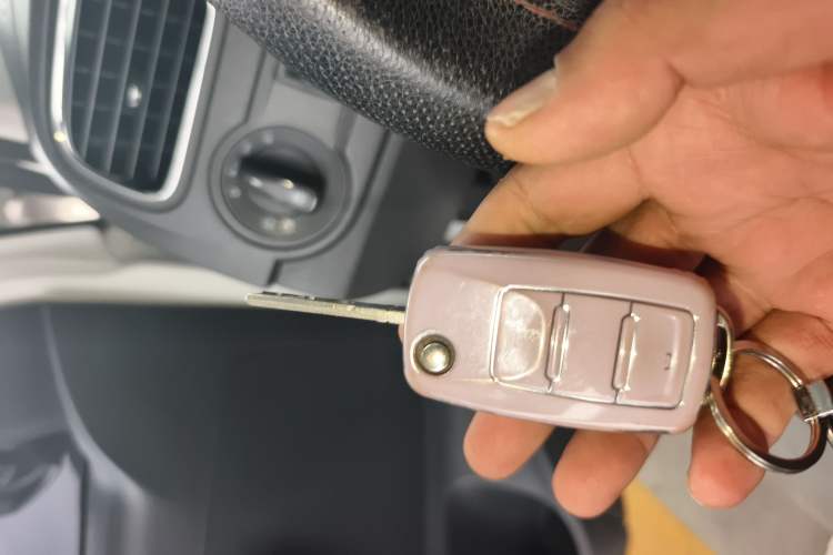 Used Volkswagen Polo 2014 1.6L Automatic Comfort Edition