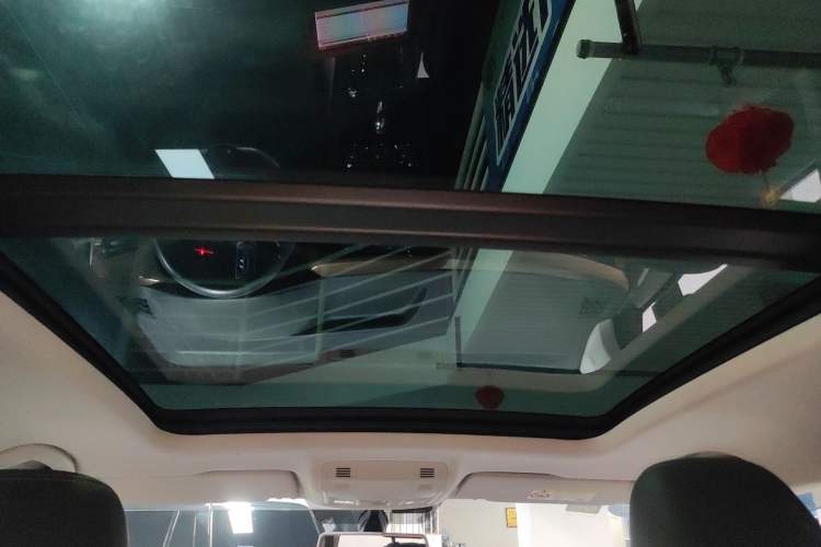 Used Volkswagen Tharu 2019 280TSI Two-Wheel Drive Luxury Version China VI Standard
