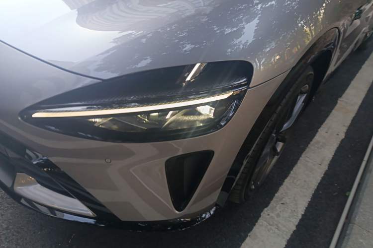 Used  YU7 2025 Ultra-Long Range High-Performance All-Wheel-Drive Max Edition